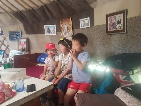 Мөнхочирын Гоёчимэг, зураг 18