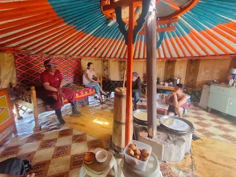 Сүхбаатарын Дарьмаа, зураг 11